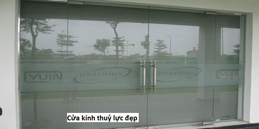 Cửa kính thuỷ lực đẹp